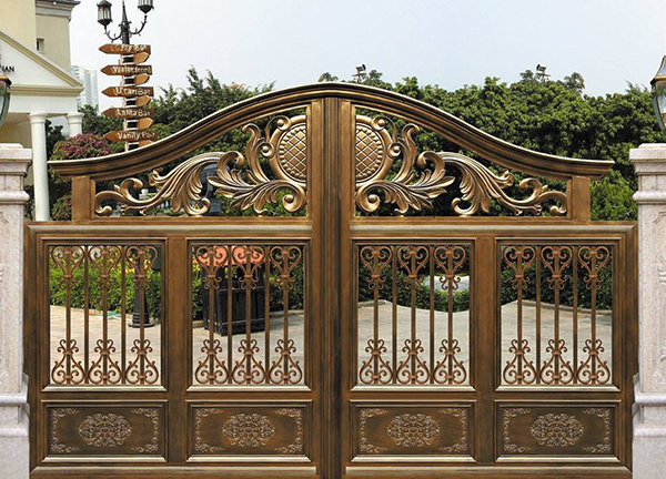 鋁藝大門(mén)